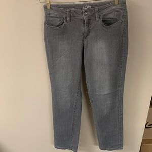 Ann Taylor loft grey curvy straight jeans 28/6